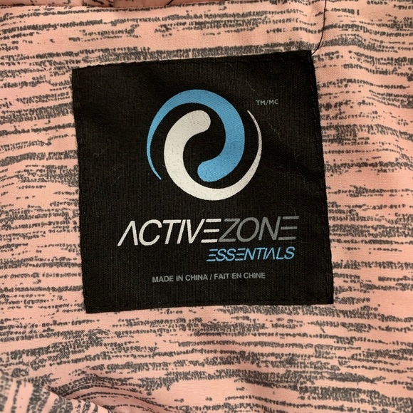 Ladies Plus Size Active Zone Peach Coat! - Picture 5 of 6